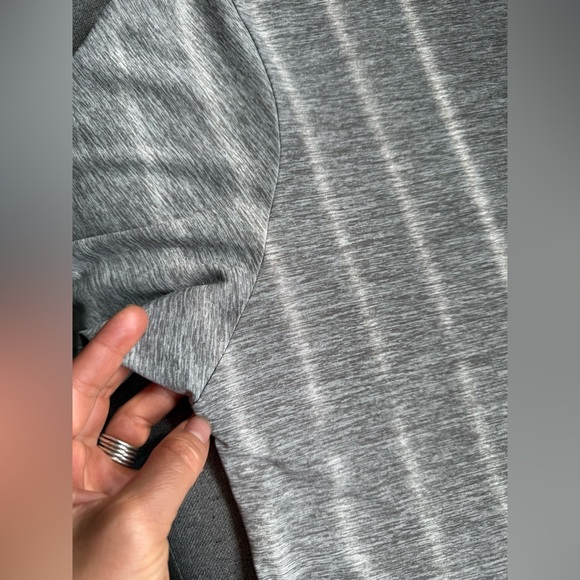 Patagonia Heather Gray Short Sleeve Tee - Picture 6 of 9
